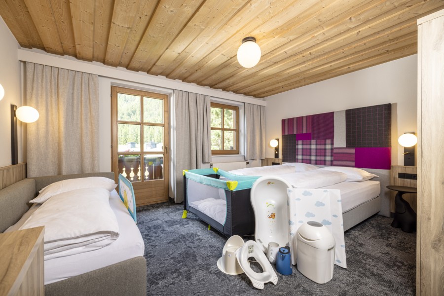 Zimmer Tirol mit Baby- und Kleinkindausstattung