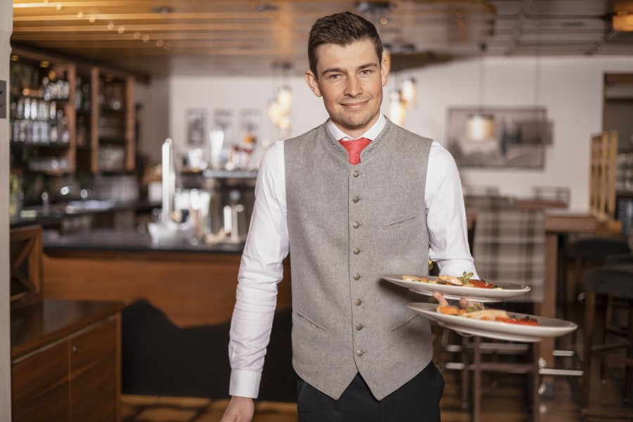 Serviceteam, Kellner im Restaurant Hintertuxerhof