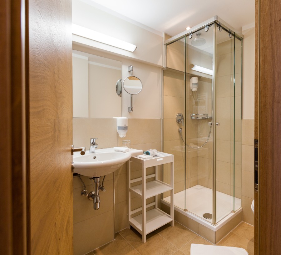 Badezimmer Zimmer Hintertux